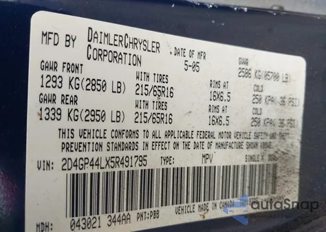 2005 Dodge Grand Caravan Sxt z USA, uszkodzony, nr VIN 2D4GP44LX5R491795